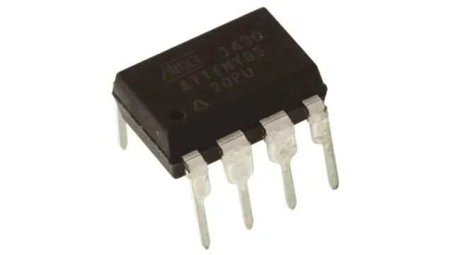 Mikrokontroler MCU Atmel ATtiny85-20PU